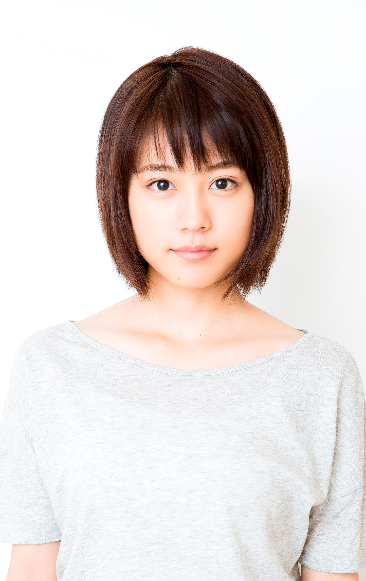 女性